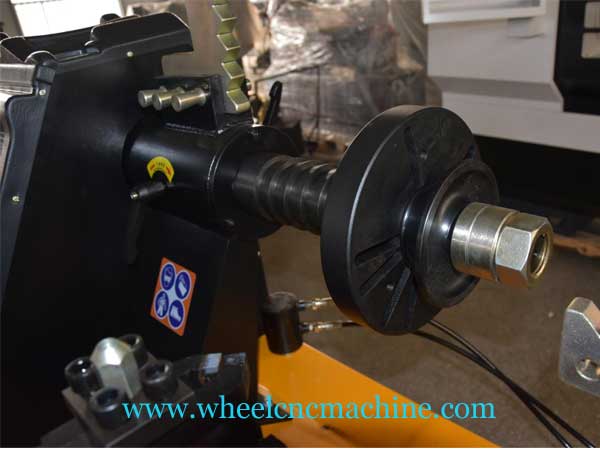 wheel straightening press