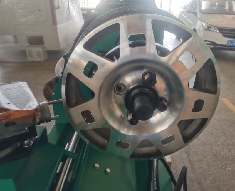 wheel repair lathe RSM595 Export To Philippines