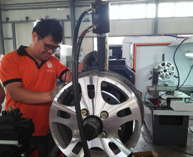 wheel cnc lathe