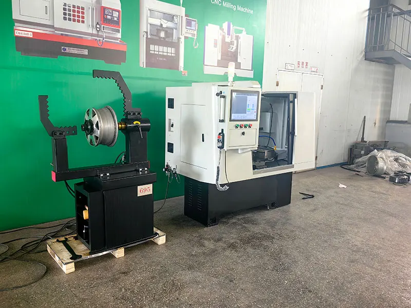 Top wheel straightening equipment for alloy repairs