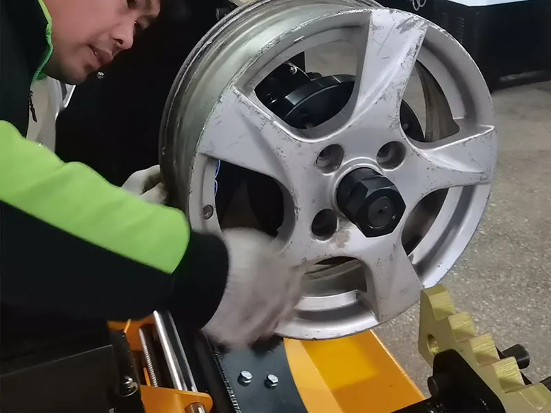 Best wheel straightening equipment for workshops in 2025